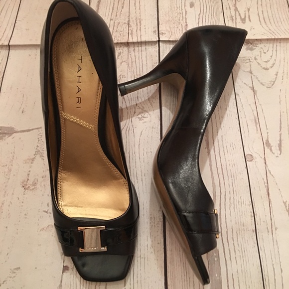 Tahari‎ Robbie Open Toe Black Pumps Size 7 1/2 M - Picture 2 of 8